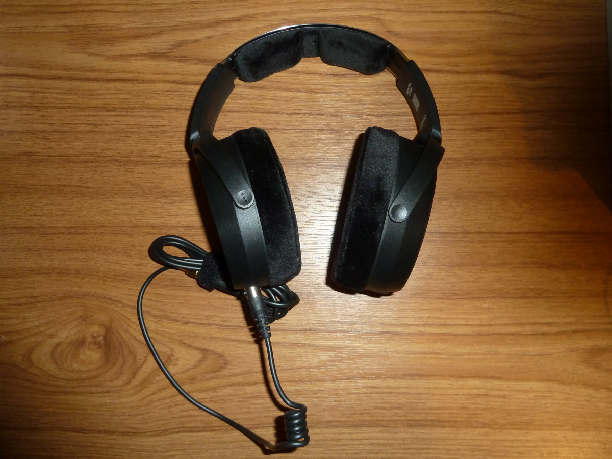 Photo of the Sennheiser HD 490 Pro headphones